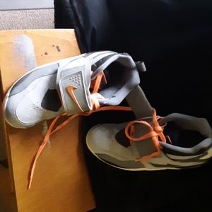 Nike diamond turf basketball shoes